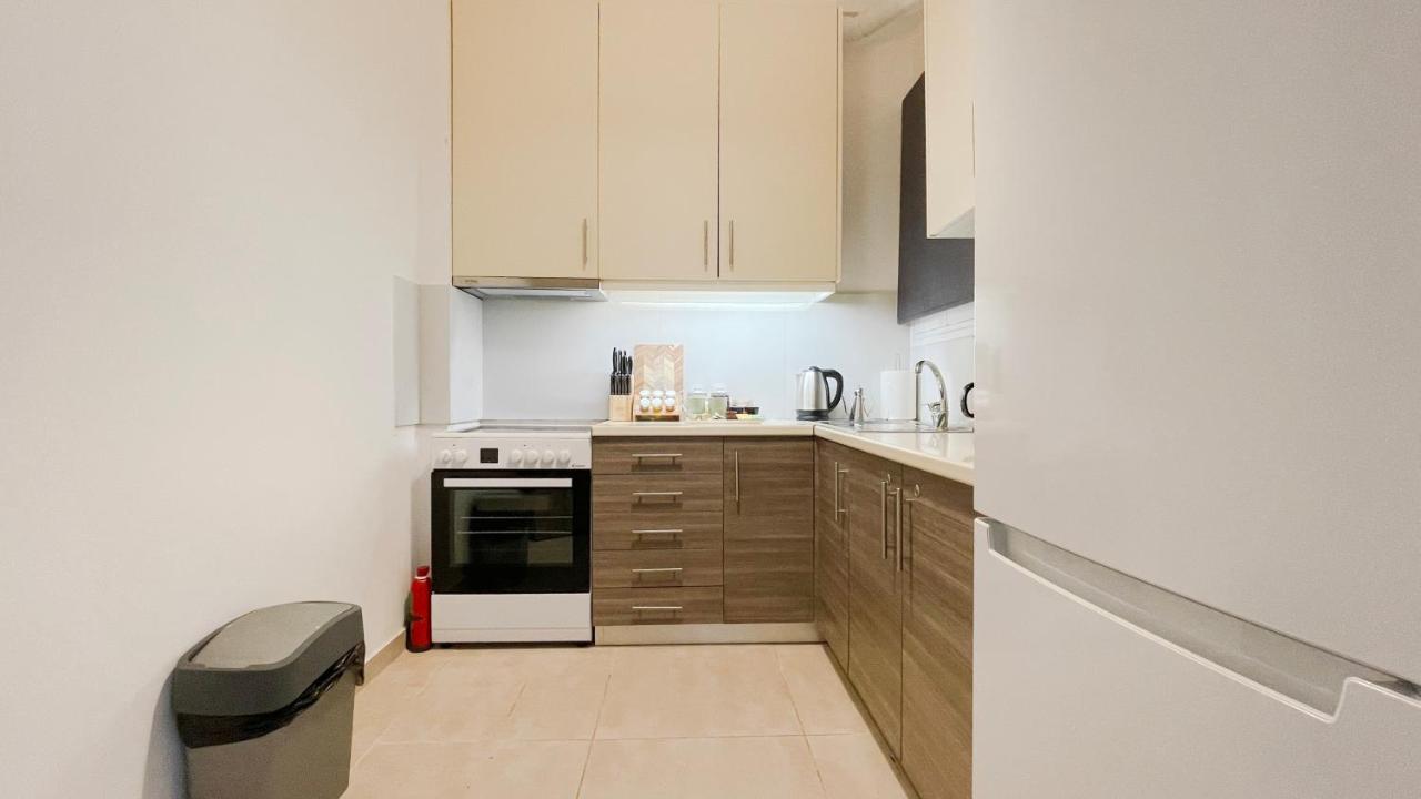 Kodrigktonos Central 77Sqm Apt In Viktoria Athens Exterior photo