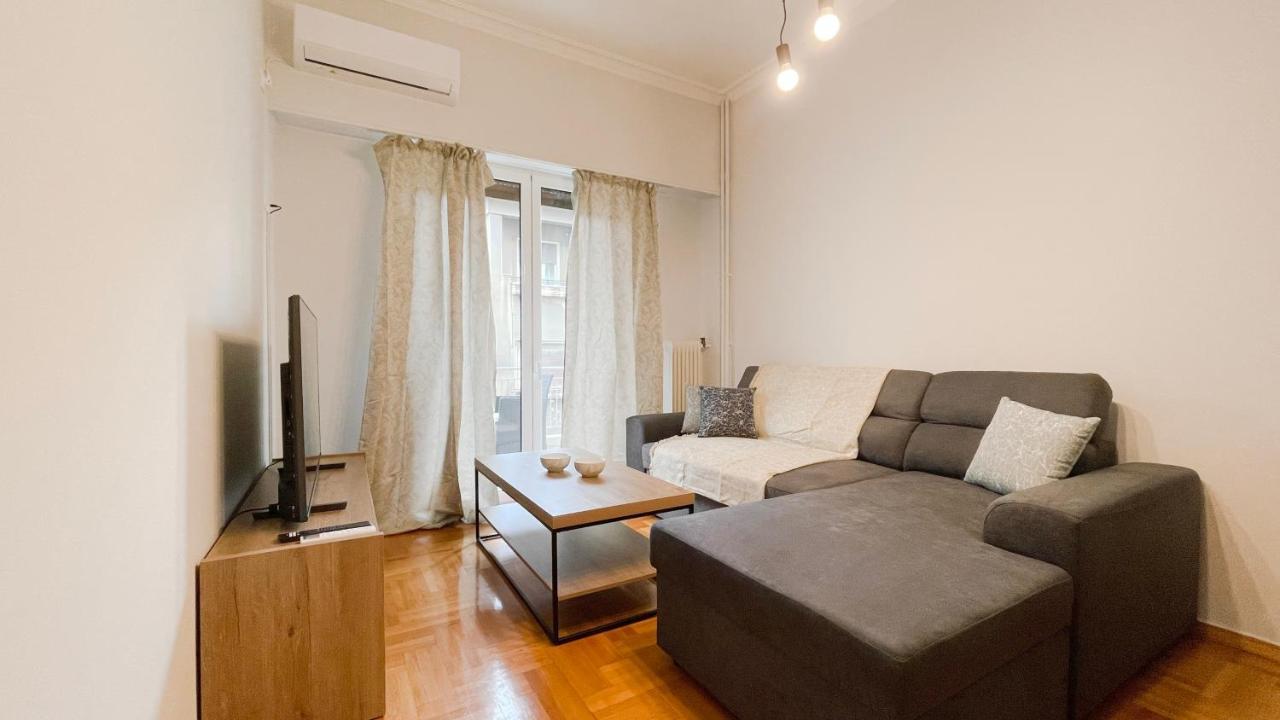 Kodrigktonos Central 77Sqm Apt In Viktoria Athens Exterior photo