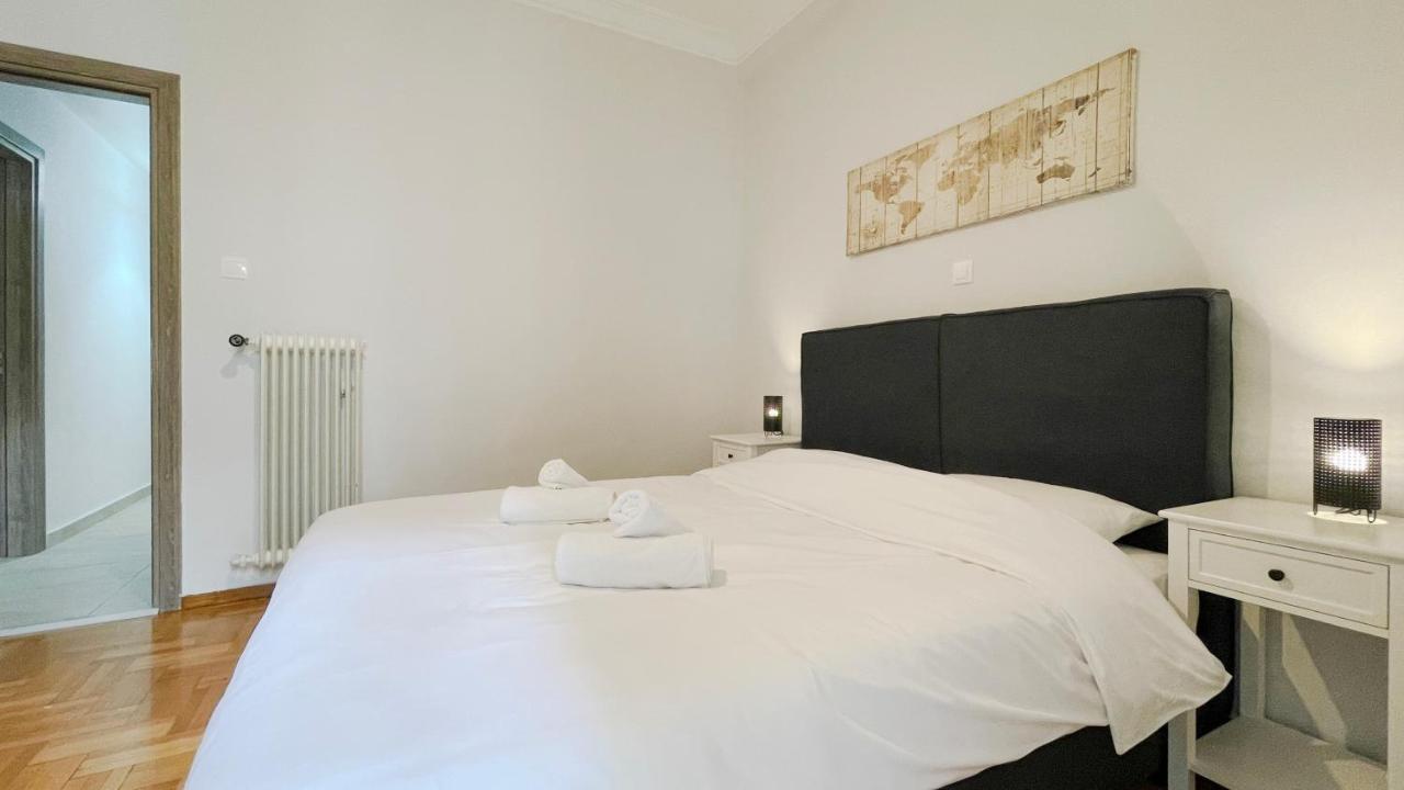 Kodrigktonos Central 77Sqm Apt In Viktoria Athens Exterior photo