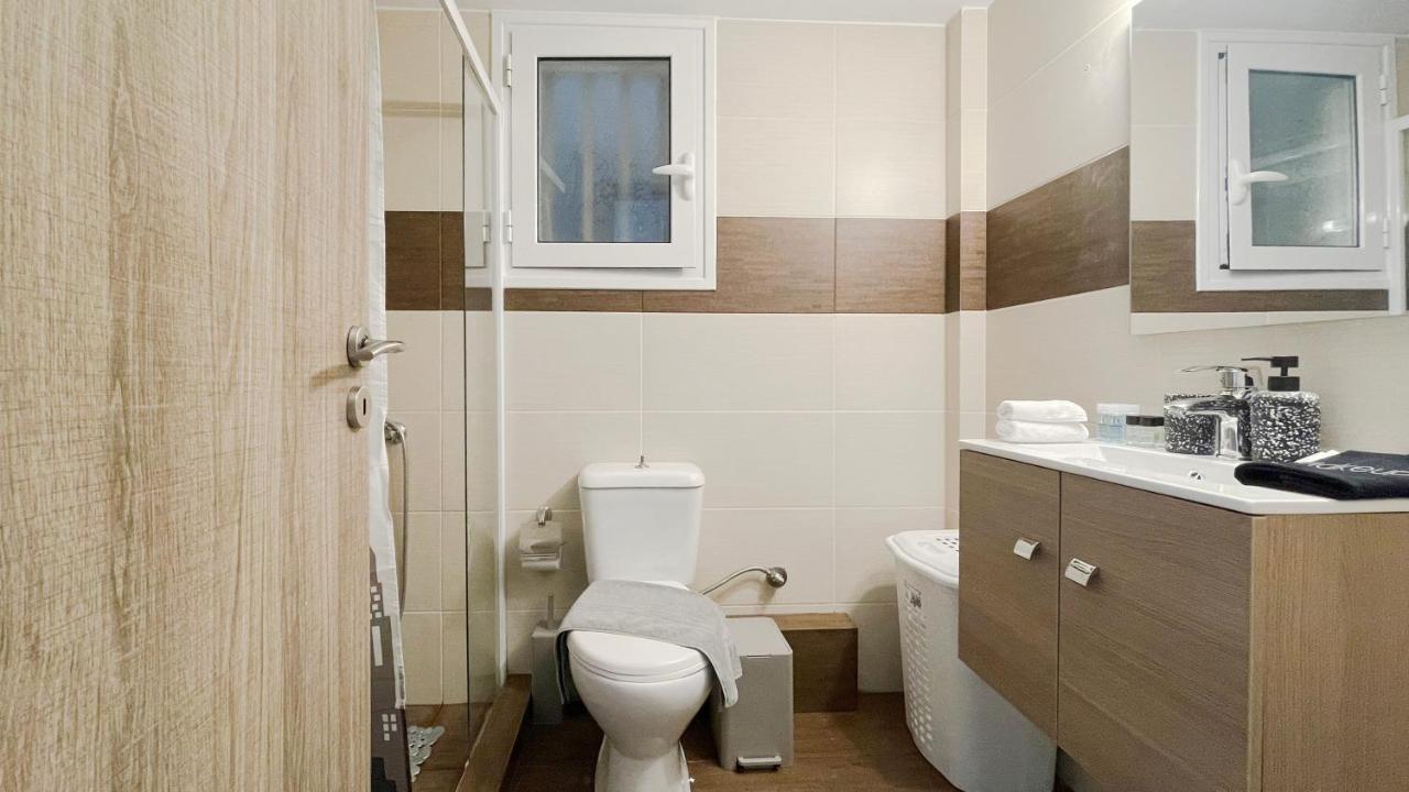 Kodrigktonos Central 77Sqm Apt In Viktoria Athens Exterior photo