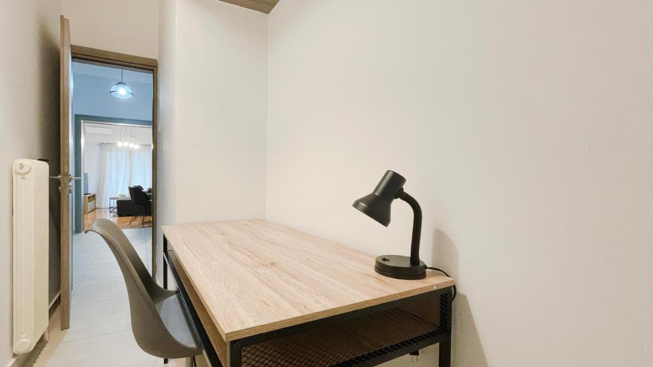 Kodrigktonos Central 77Sqm Apt In Viktoria Athens Exterior photo